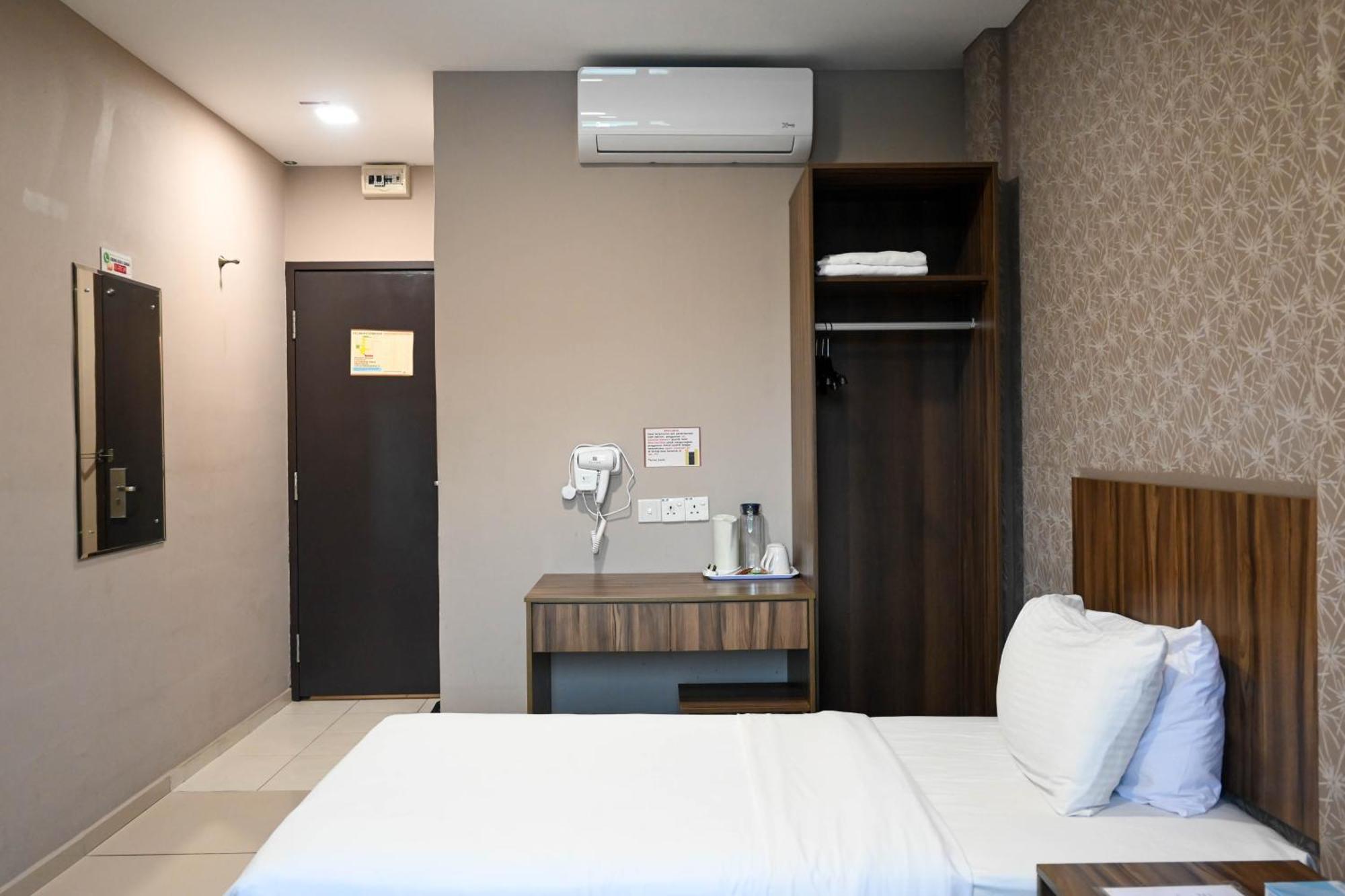 Hotel Jelai @ Raub, Pahang Екстер'єр фото