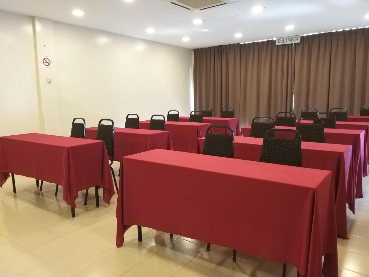 Hotel Jelai @ Raub, Pahang Екстер'єр фото
