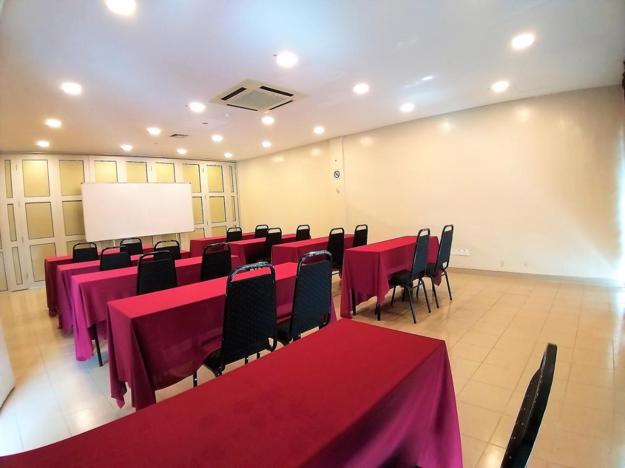 Hotel Jelai @ Raub, Pahang Екстер'єр фото
